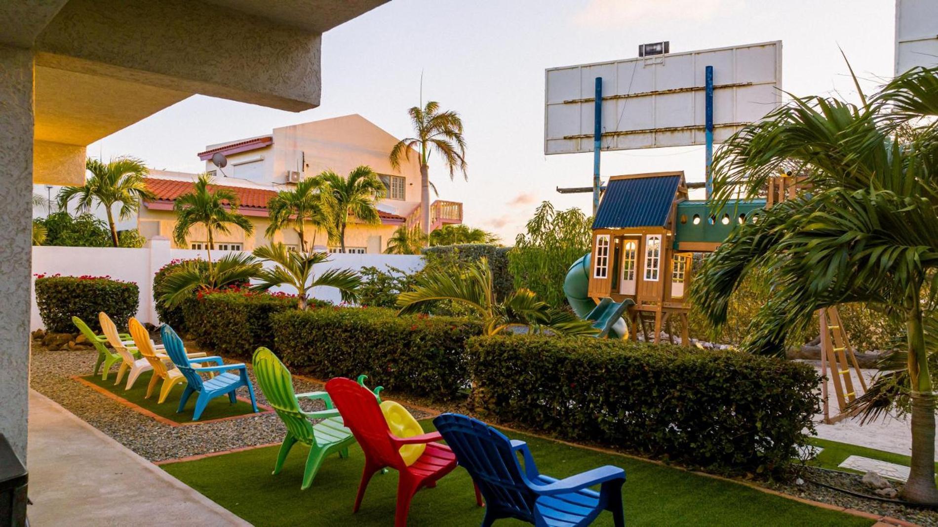 Koyari Modern Condos 9Br 7Ba Sleeps 26 W/ Pool And Roof Deck Palm Beach Extérieur photo