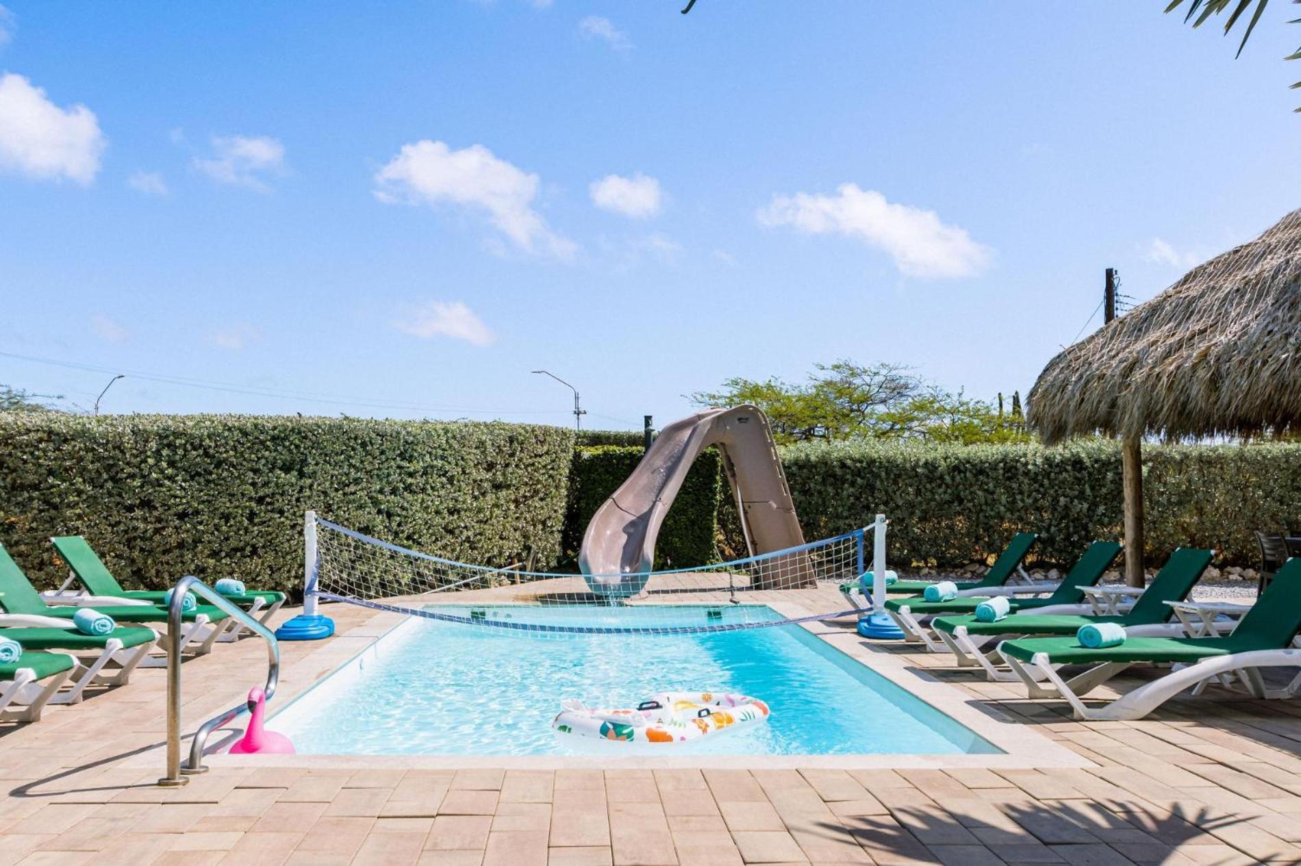 Koyari Modern Condos 9Br 7Ba Sleeps 26 W/ Pool And Roof Deck Palm Beach Extérieur photo