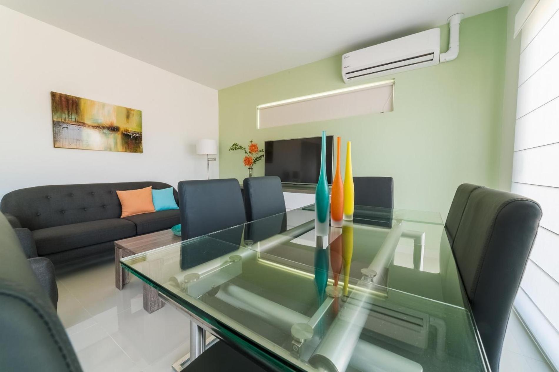 Koyari Modern Condos 9Br 7Ba Sleeps 26 W/ Pool And Roof Deck Palm Beach Extérieur photo